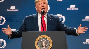 Trump annuncia una tariffa del 19% sulle importazioni dall'Indonesia