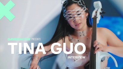 Un'intervista natalizia con Tina Guo sul violoncello metal e la musica per giochi e film
